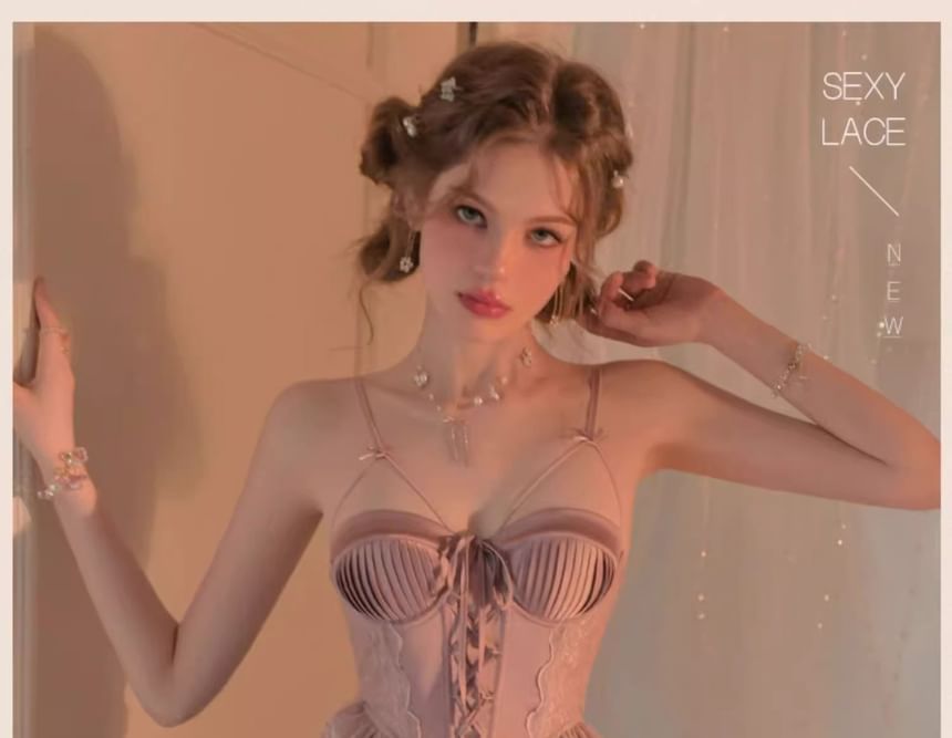 Gecko - Bustier met ruches en kantpaneel