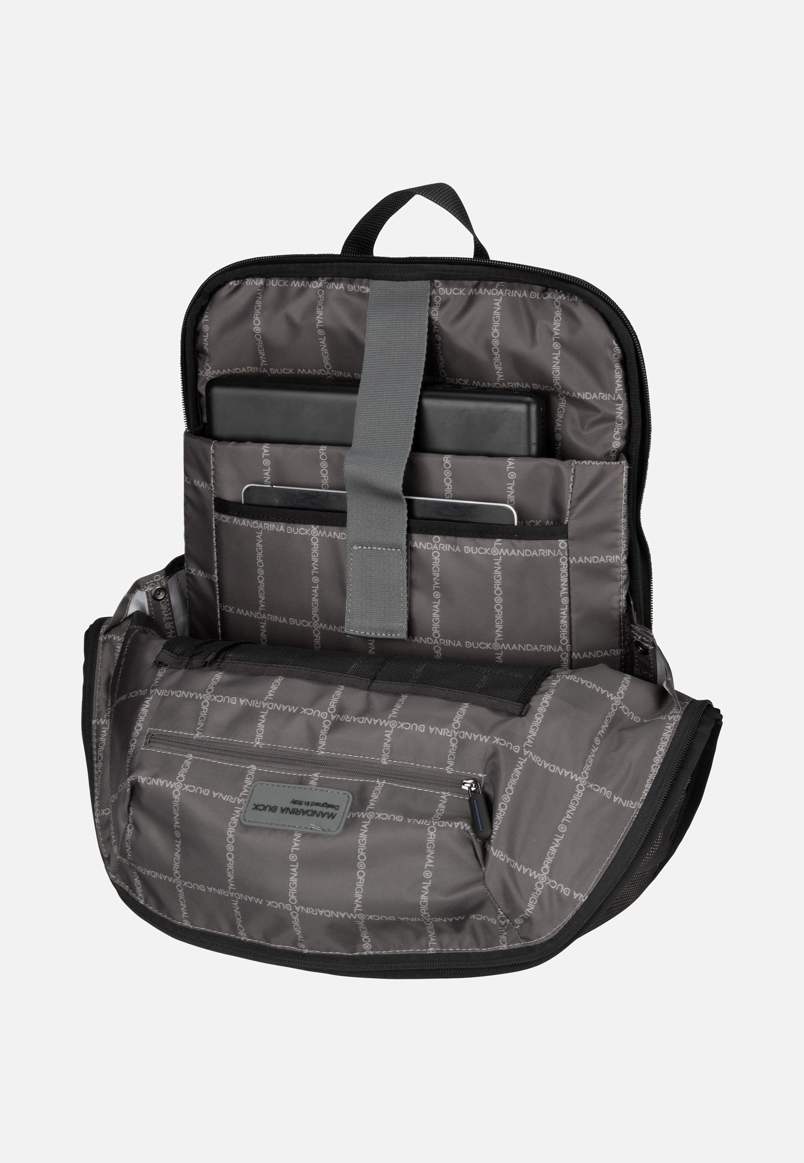 District KPT11 Black Ink - Rucksack