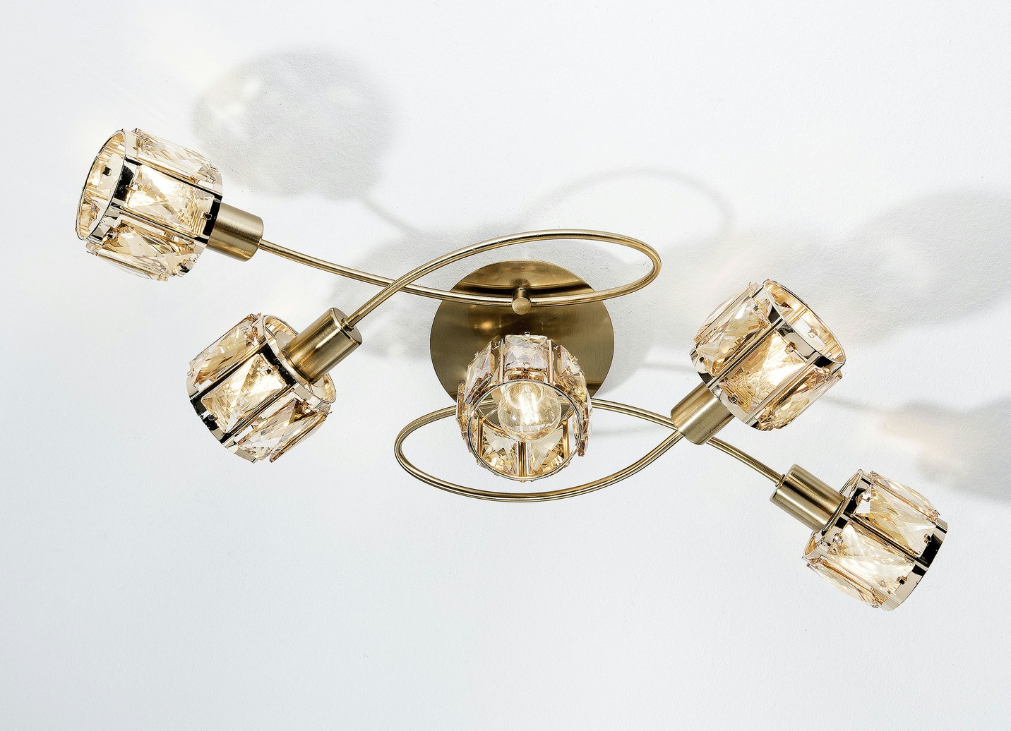 LED-Deckenleuchte aus Metall