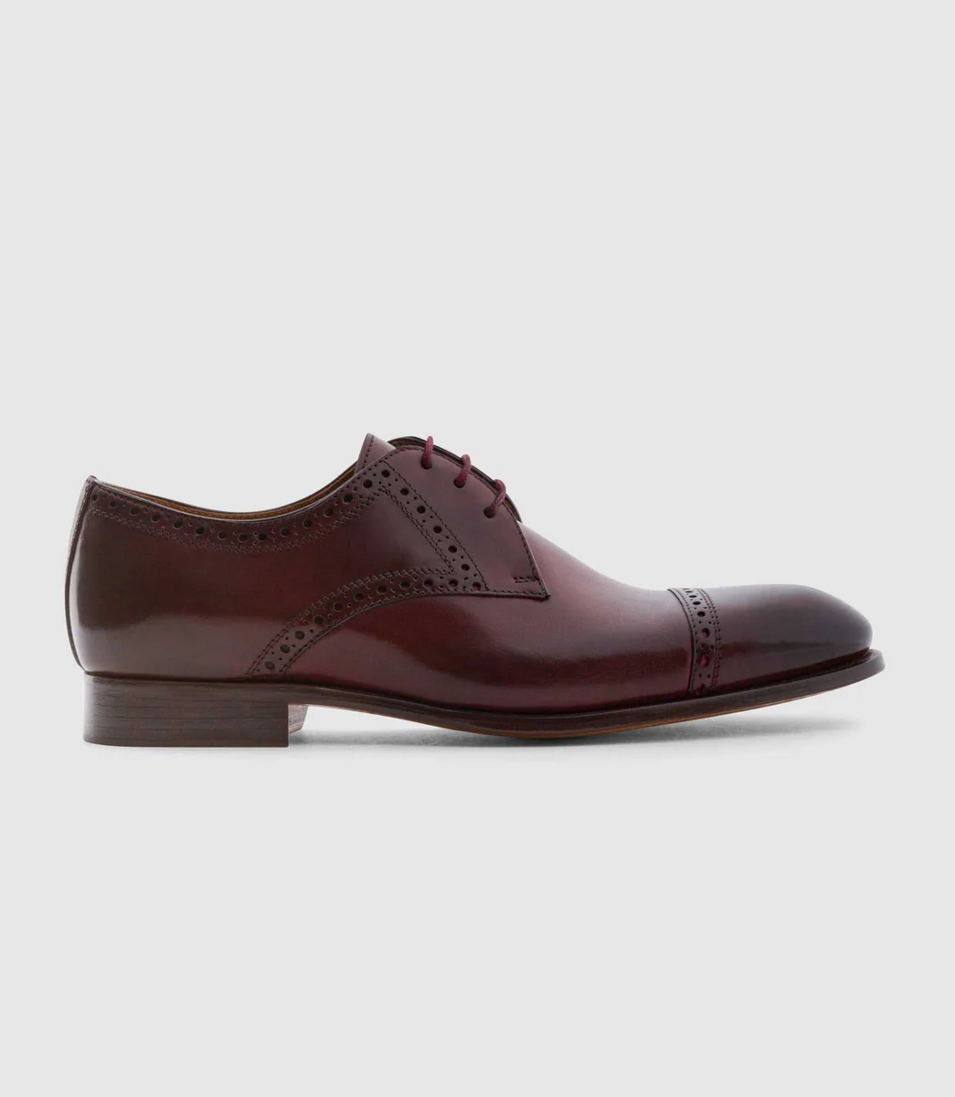 Derby couture en cuir bordeaux 