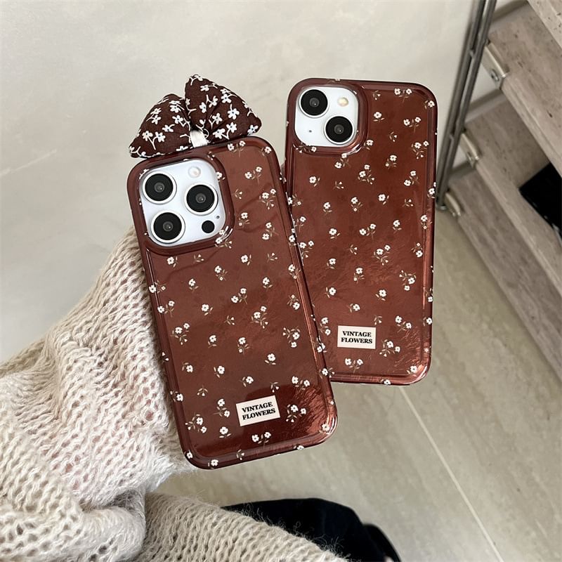 Elliure - Bloemen telefoonhoesje / Strik stoffen zelfklevende decoratie / Set - iPhone 16 Pro Max / 16 Pro / 16 Plus / 16 / 15 Pro Max / 15 Pro / 15 Plus / 15 / 14 Pro Max / 14 Pro / 14 Plus / 14 / 13 Pro Max / 13 Pro / 13 / 13 Mini