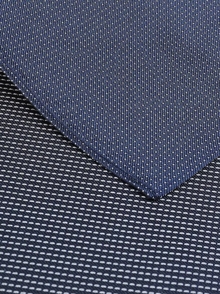SEIDENFALTER Stecktuch blau