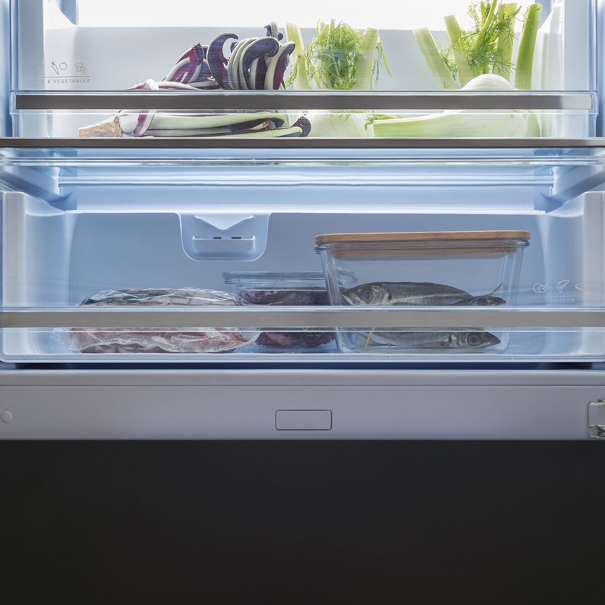 REF704BBNPTC Sliding-Door Kombiskap 193 cm
