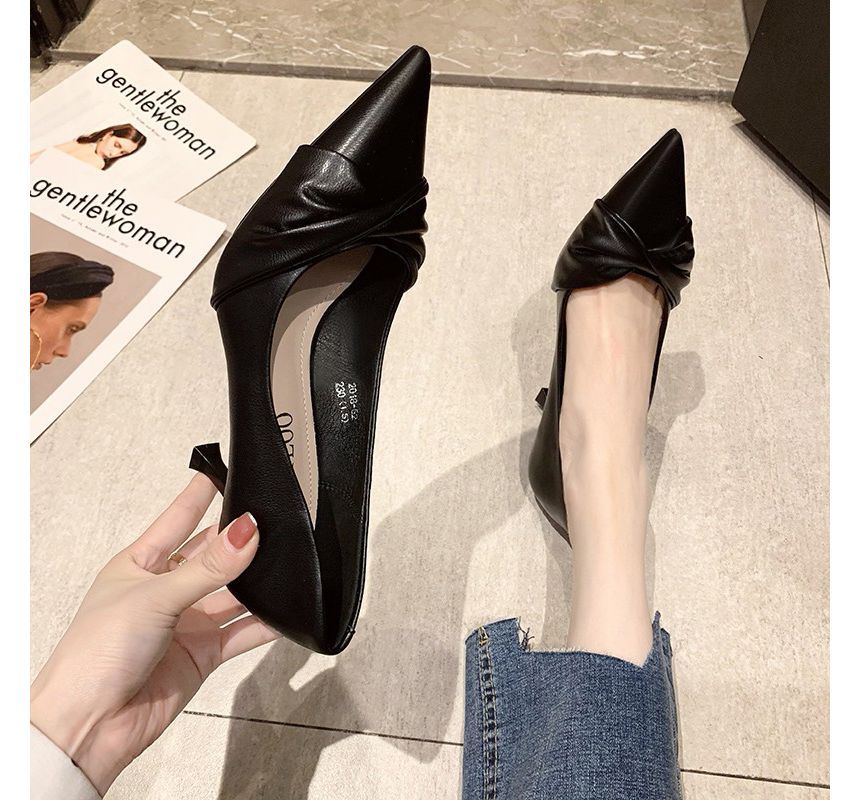 Anjay - Puntige knoop kitten heel pumps
