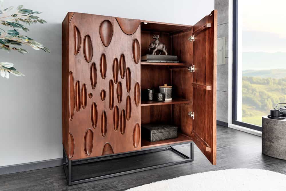 Massives Highboard DUNE 120cm walnuss-braun Akazienholz 3D-Design schwarz Metall