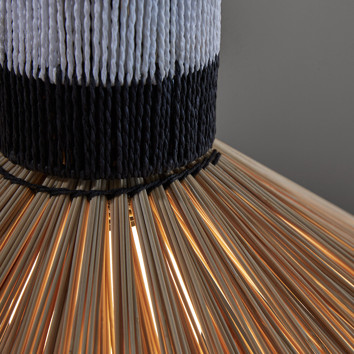 OTTO STUDIO PARA AM.PM<br>Luminária pendente de papel trançado e bambu, Tribe