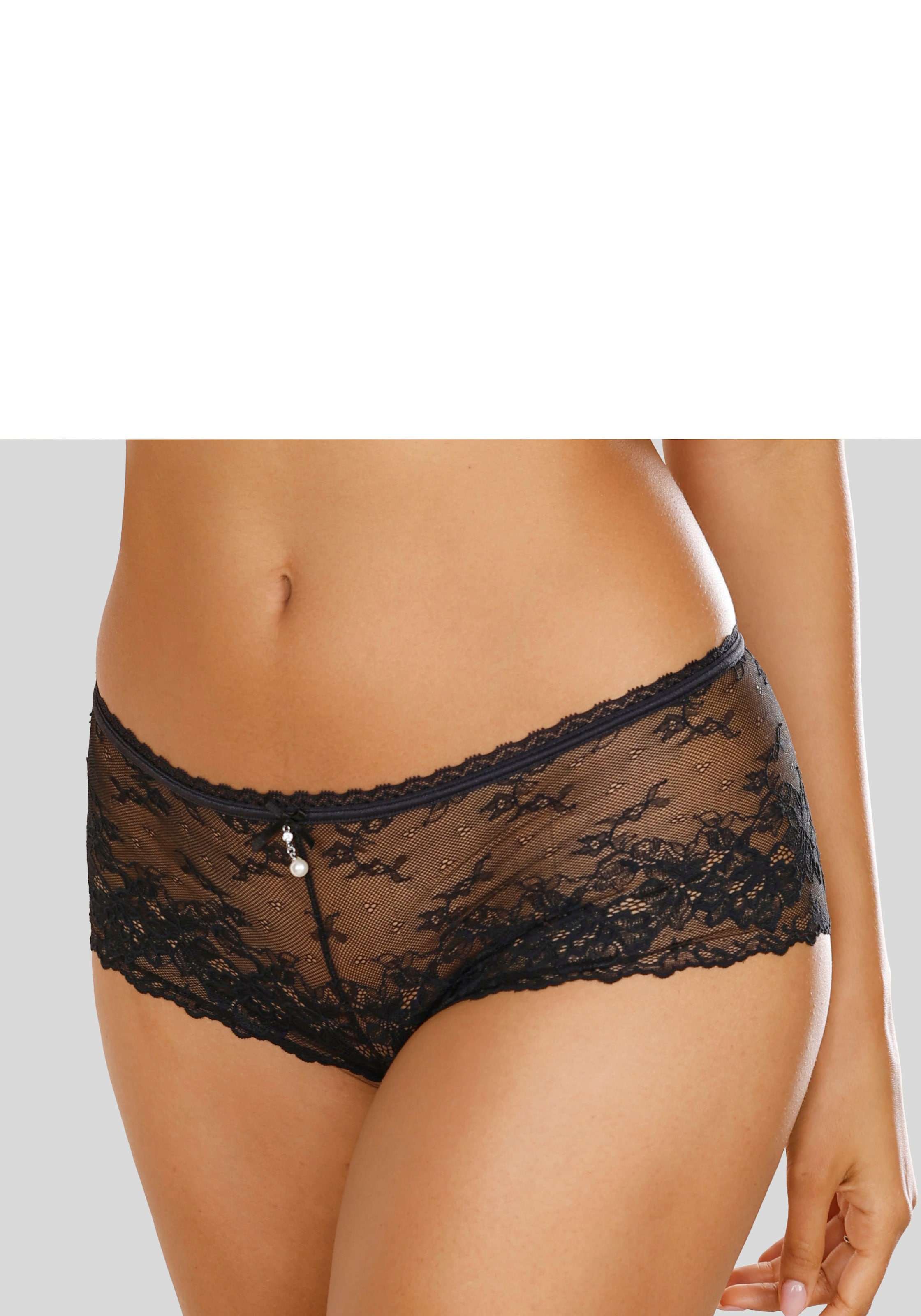 LASCANA Panty , aus dezent transparenter Jacquardspitze mit edlem Perlenaccessoire
