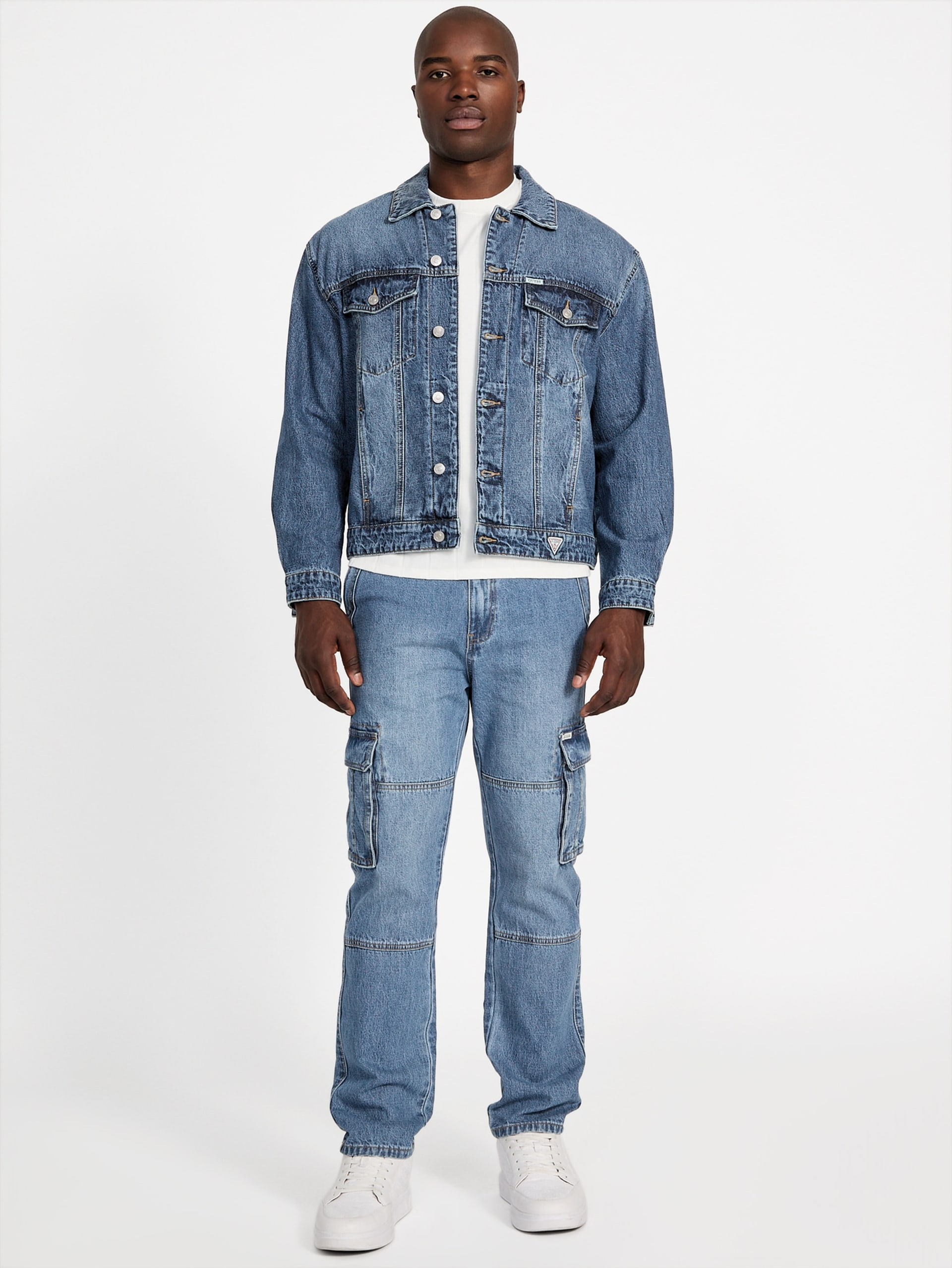 Jaqueta jeans estilo caminhoneiro com modelagem relaxada
