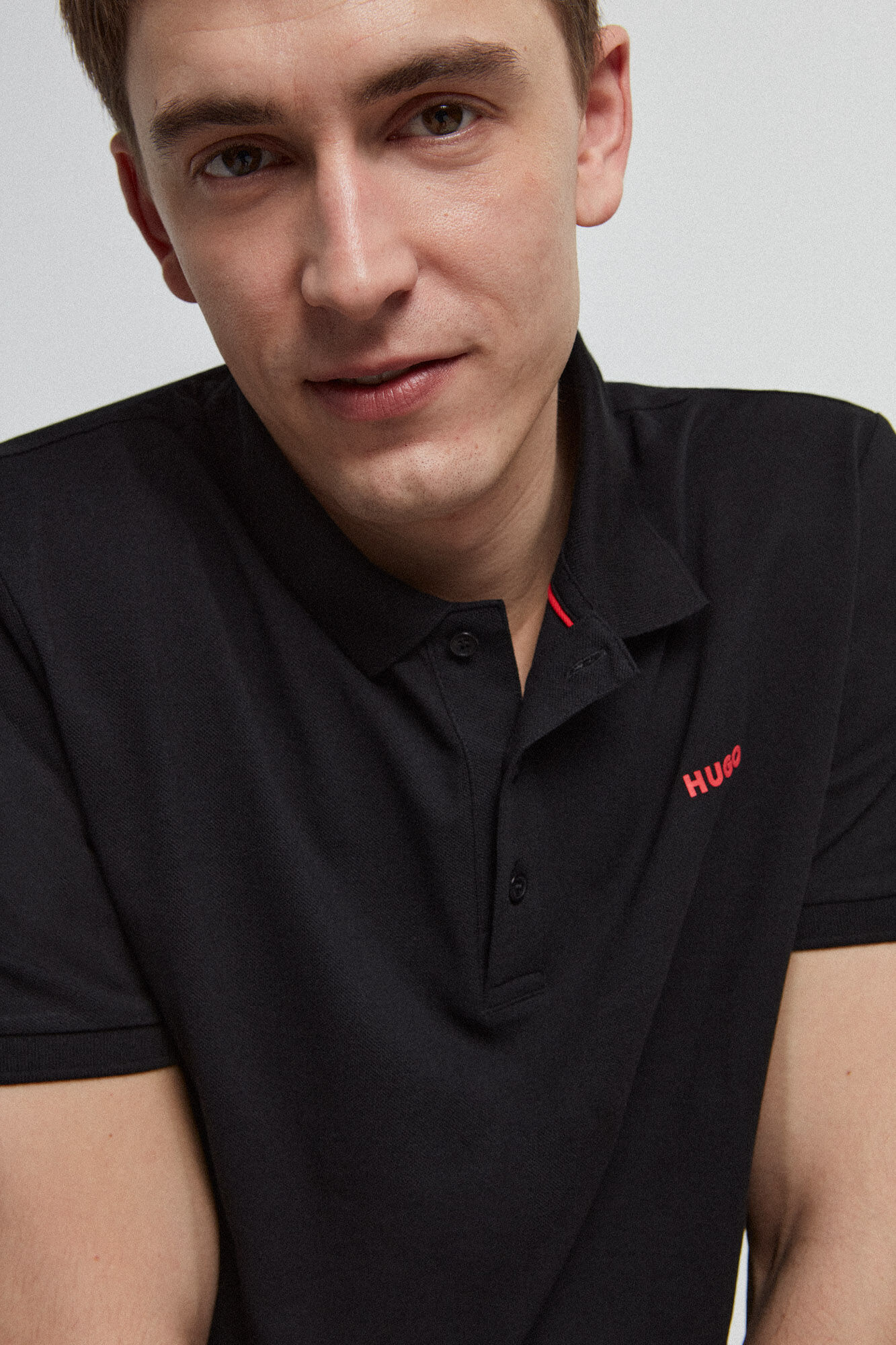 Camisa polo de manga curta - preta