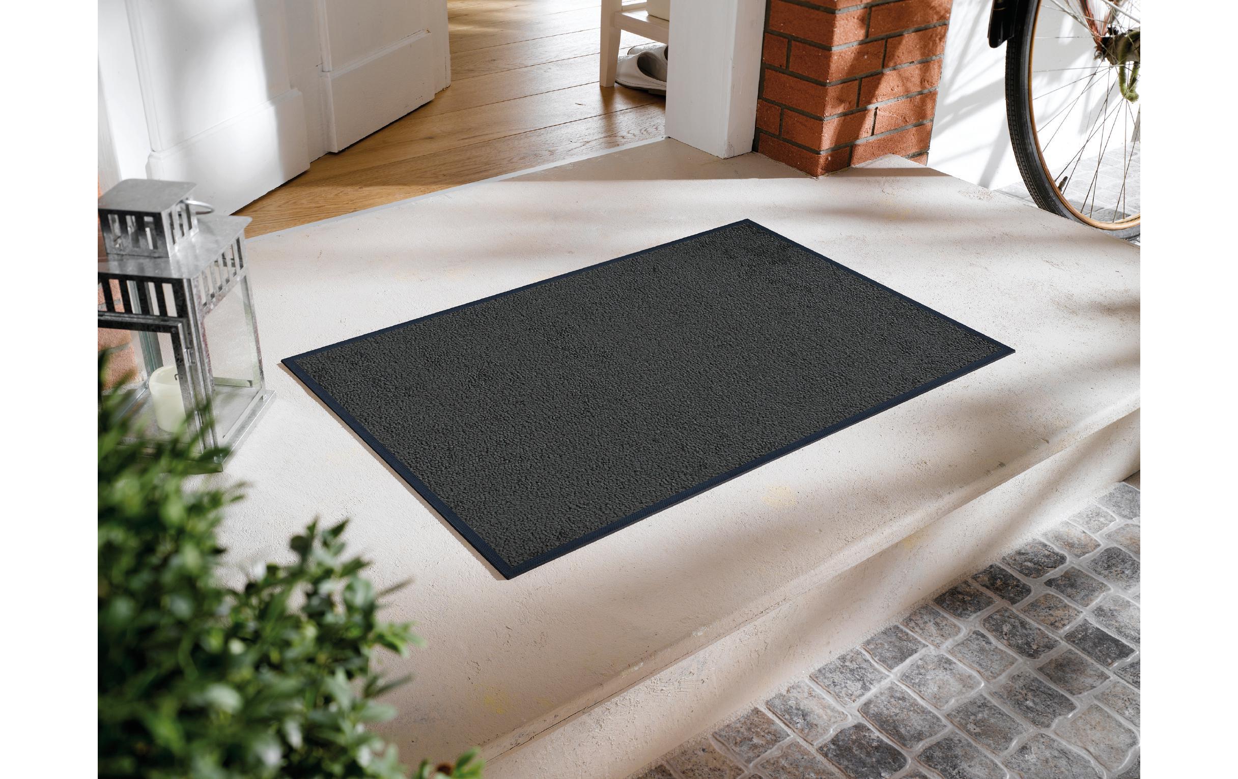 Fussmatte Hellgrau, 50 cm x 75 cmPflegeleichte und rutschfeste Schmutzfangmatte