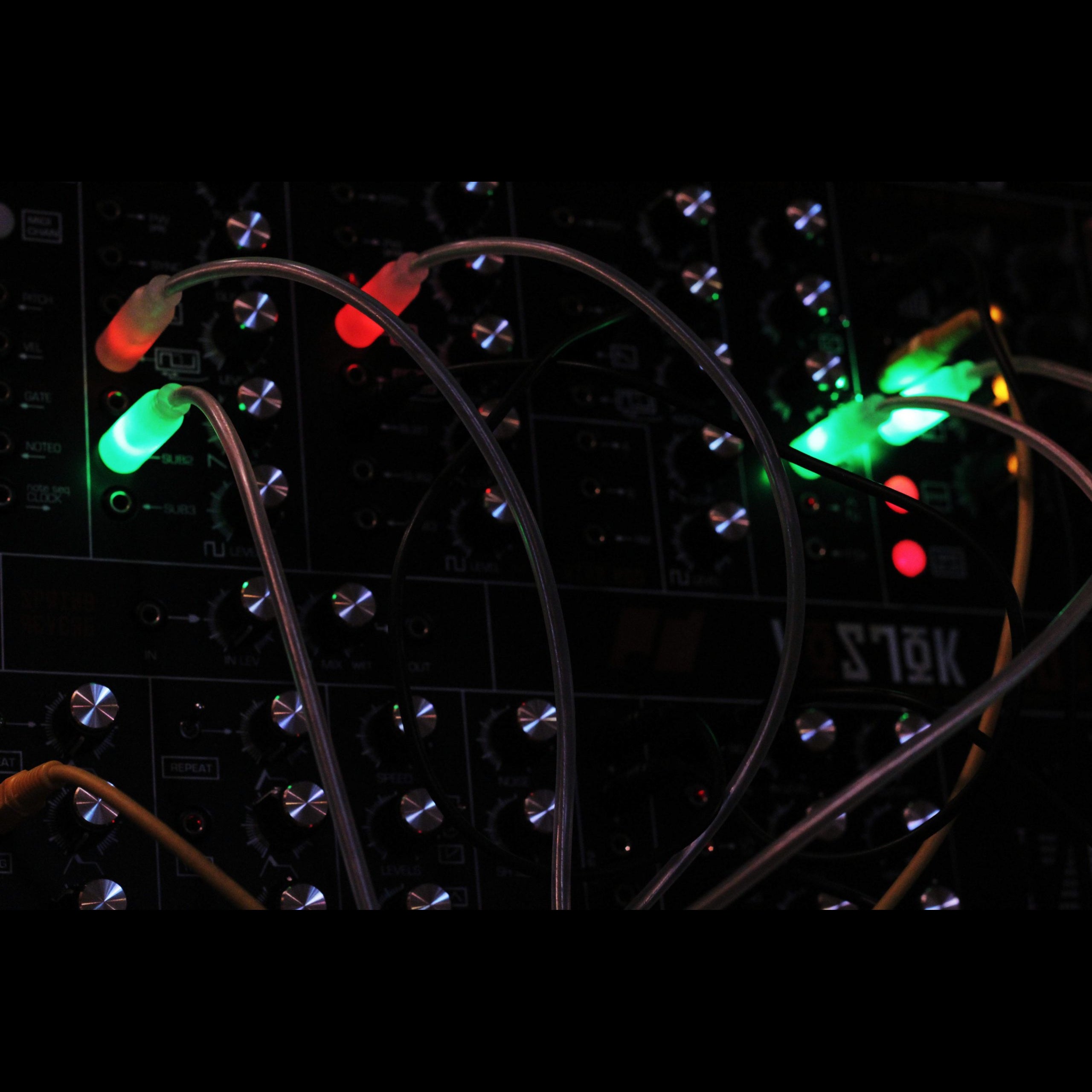 Analogue Solutions LED CV Cable 150 cm patchkabels met lichtgevende pluggen (5 stuks)
