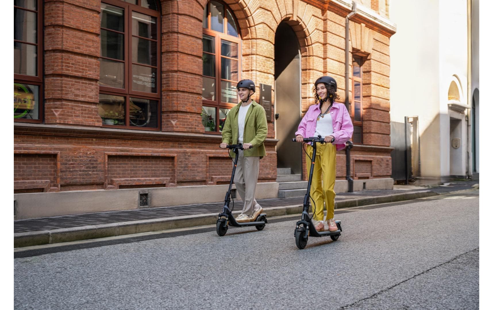 ninebot by Segway E-Scooter »E2 E II« 20 km/h 25 km
