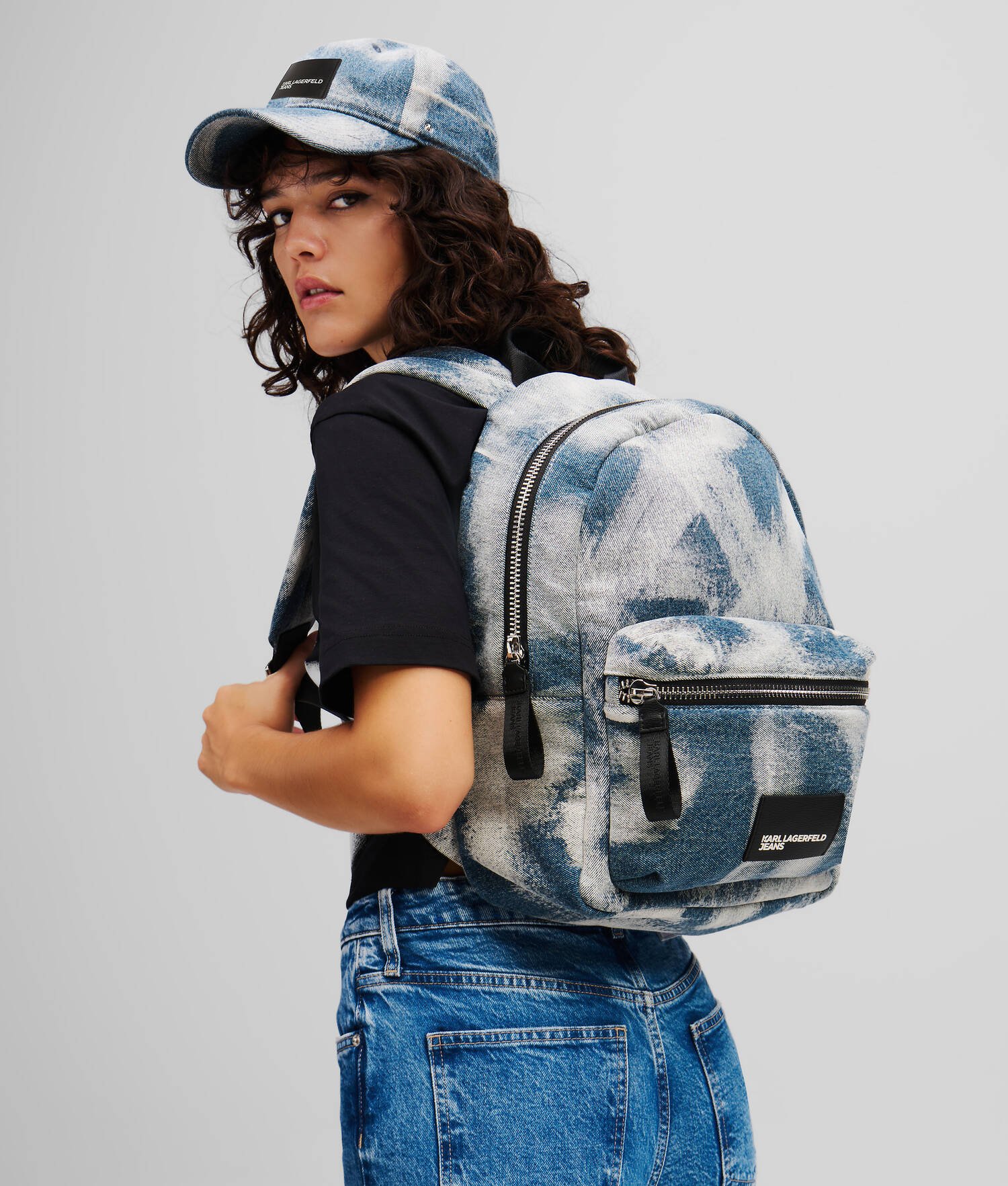 SAC À DOS EN DENIM DÉLAVÉ - Denim blanchi