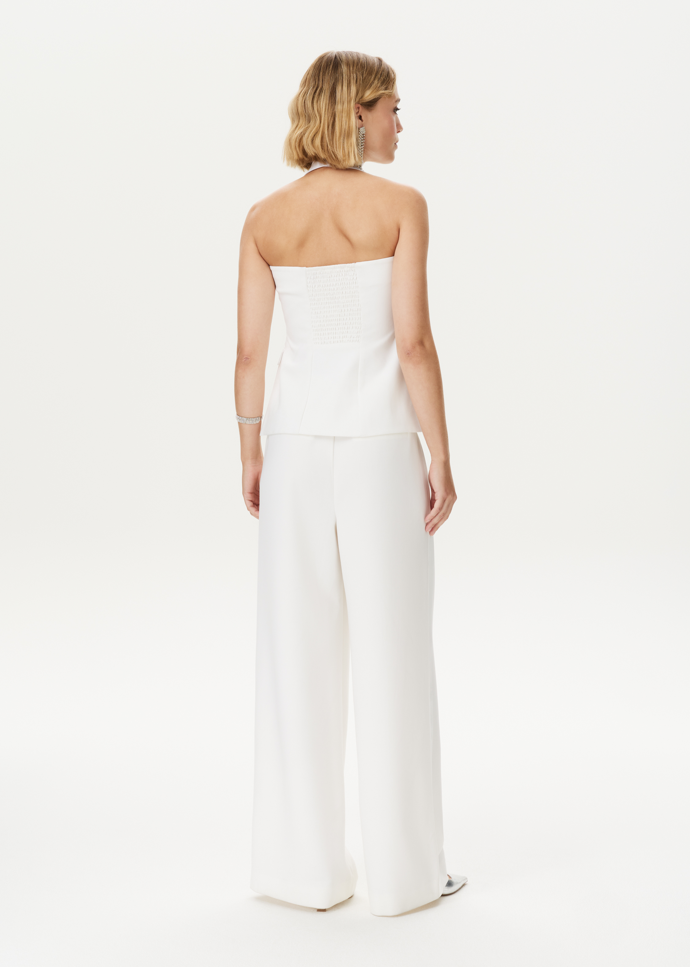Strapless gilet
