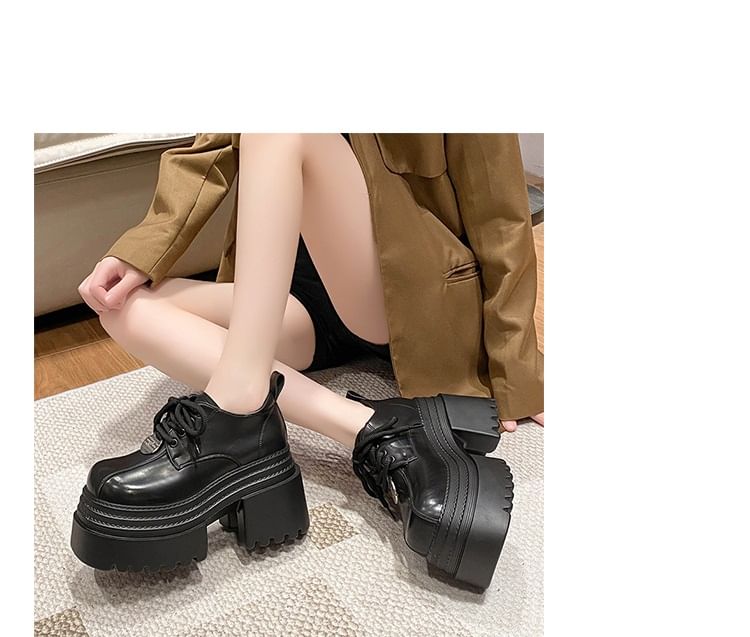 Sleeko - Platform veterschoenen van imitatieleer