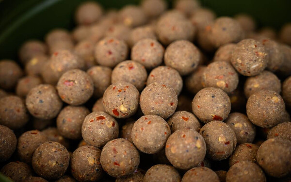 Bouillettes Dynamite Baits Hot Crab & Krill (1kg)