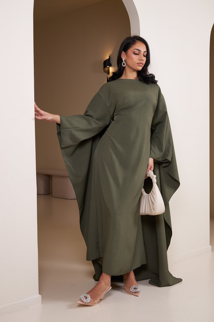 Robe kaki ample à manches chauves-souris ceinturée