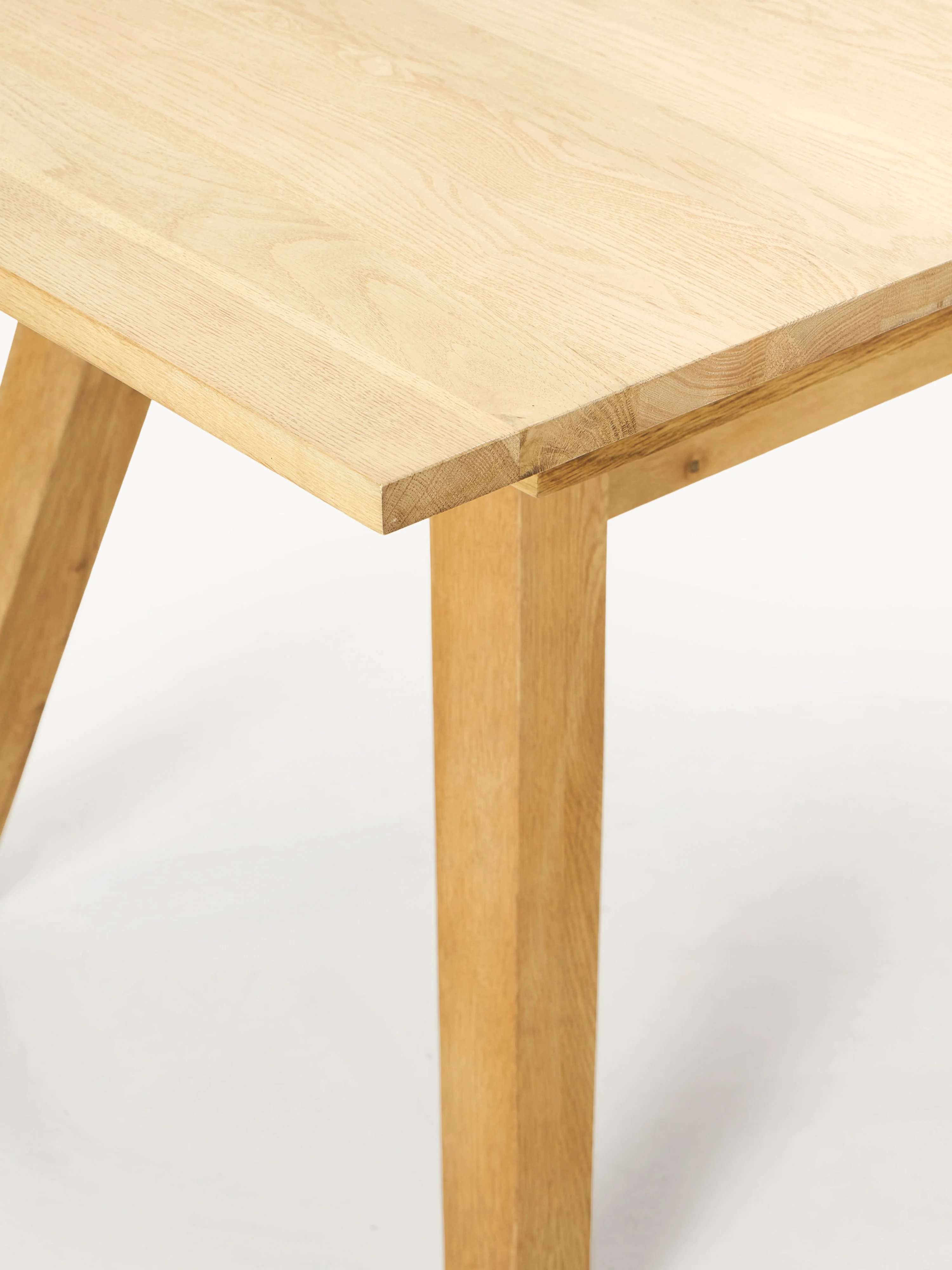 Uitschuifbare eettafel Ethan, in verschillende formaten