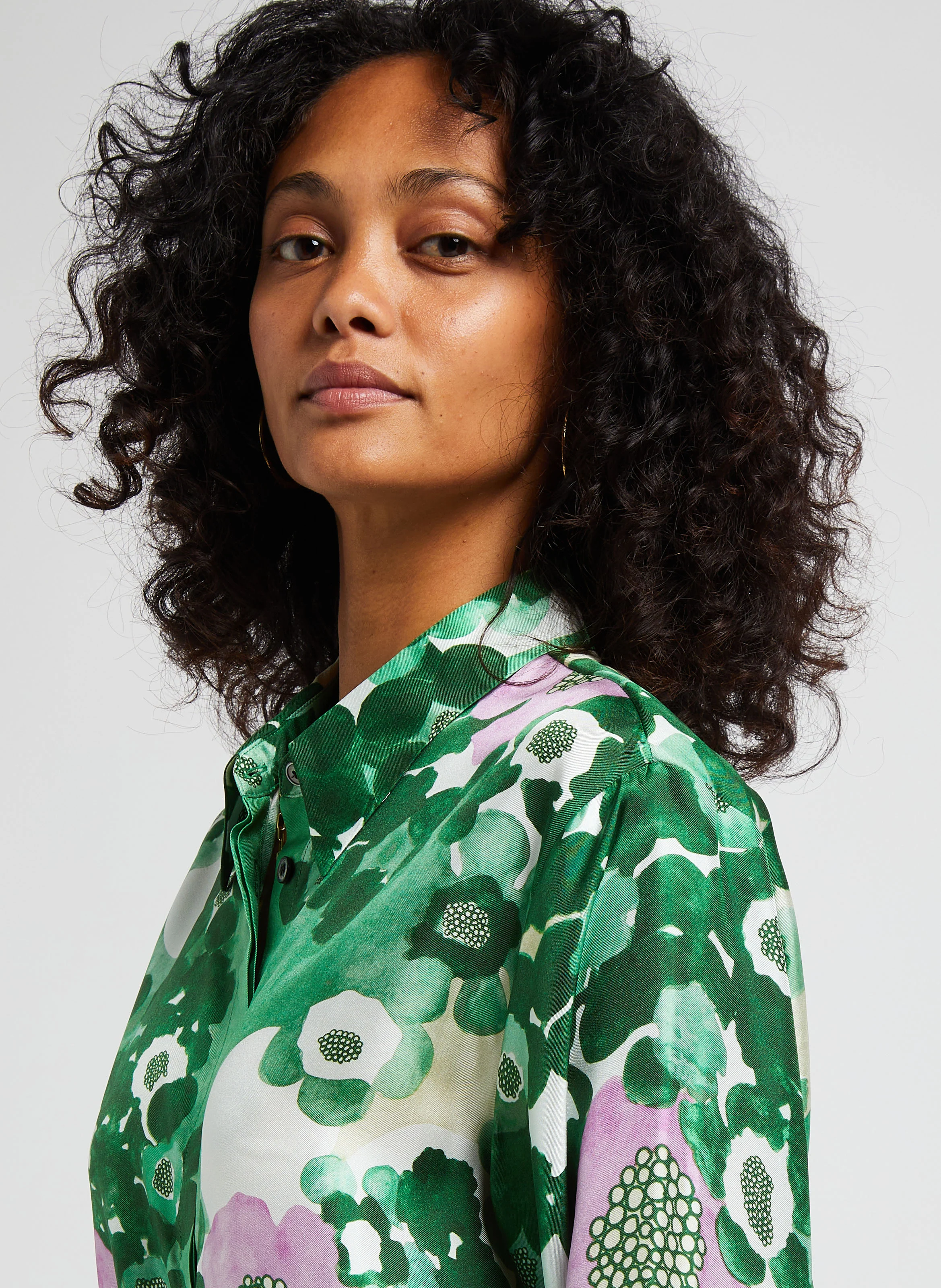 GINA - Chemise col classique imprimé floral en soie | Vert