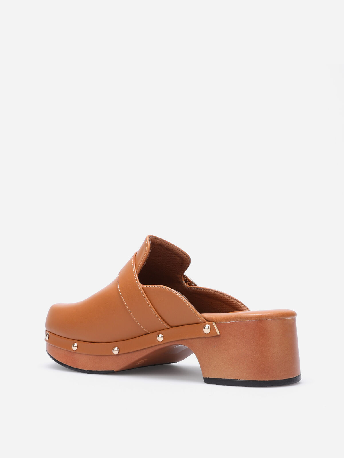 Sabots cloutés en simili- Camel