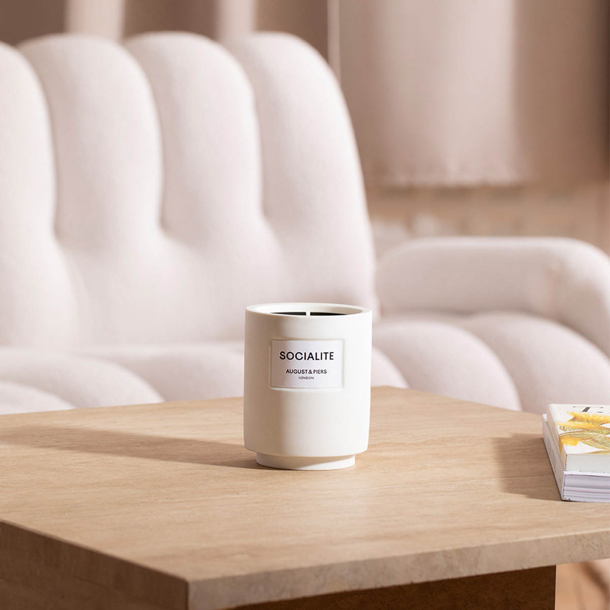 Socialite Scented Candle 340gr