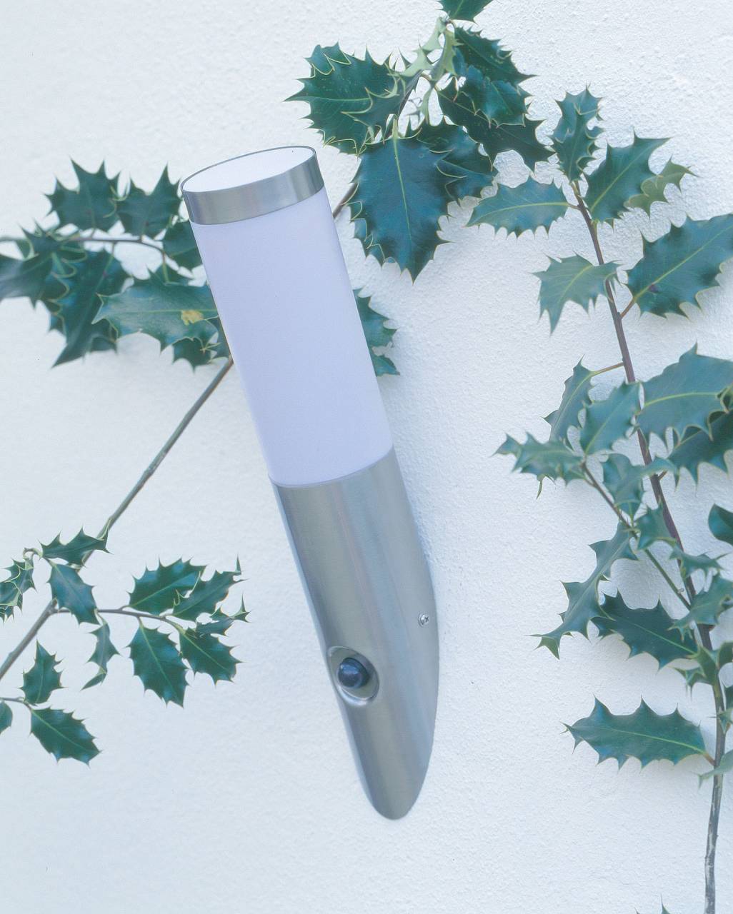 BRILLIANT Lampe Chorus Außenwandfackel Bewegungsmelder edelstahl | 1x A60, E27, 20W, geeignet für Normallampen (nicht enthalten) | IP-Schutzart: 44 - spritzwassergeschützt
