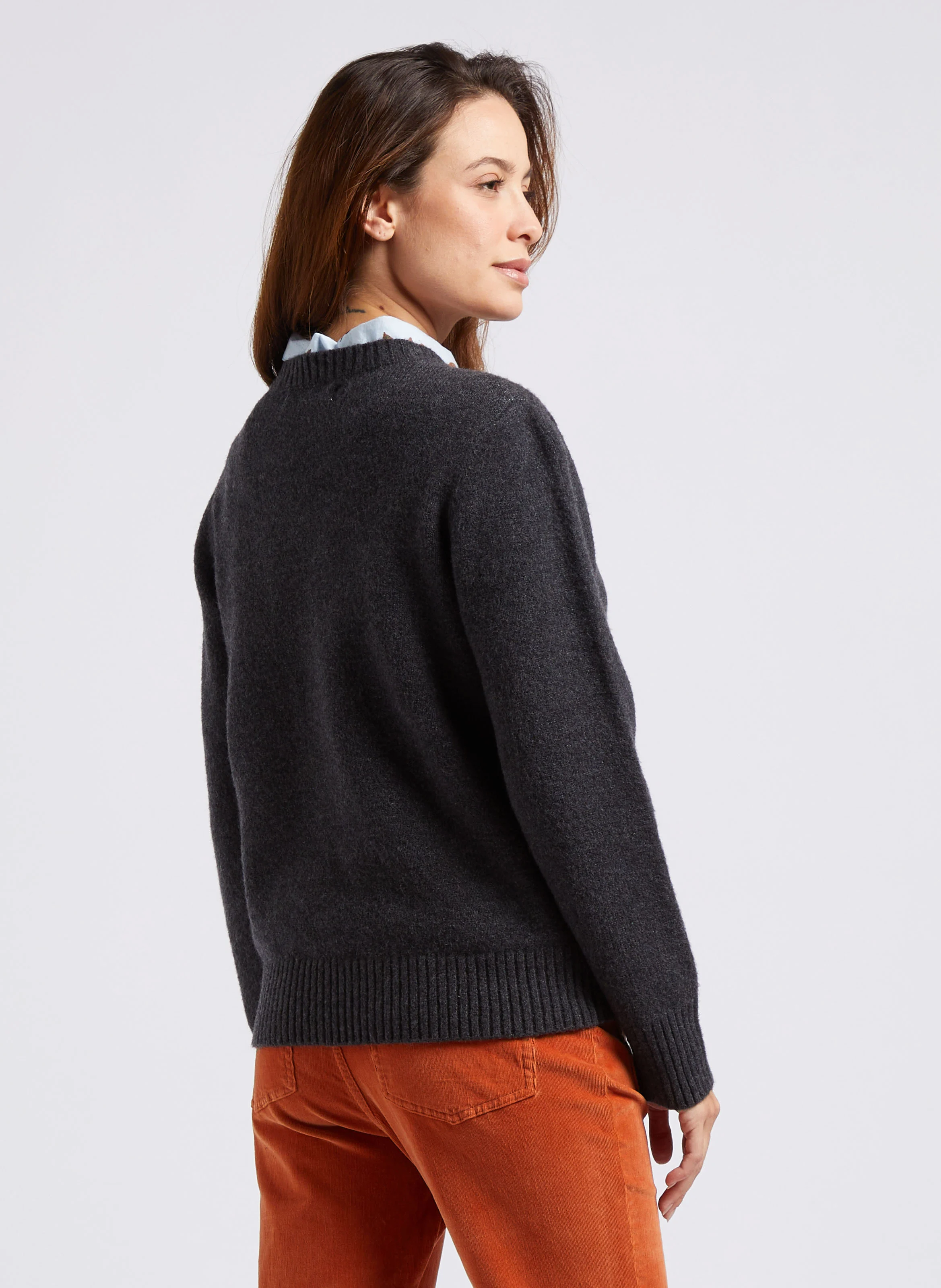 Pull droit à col rond| Gris
