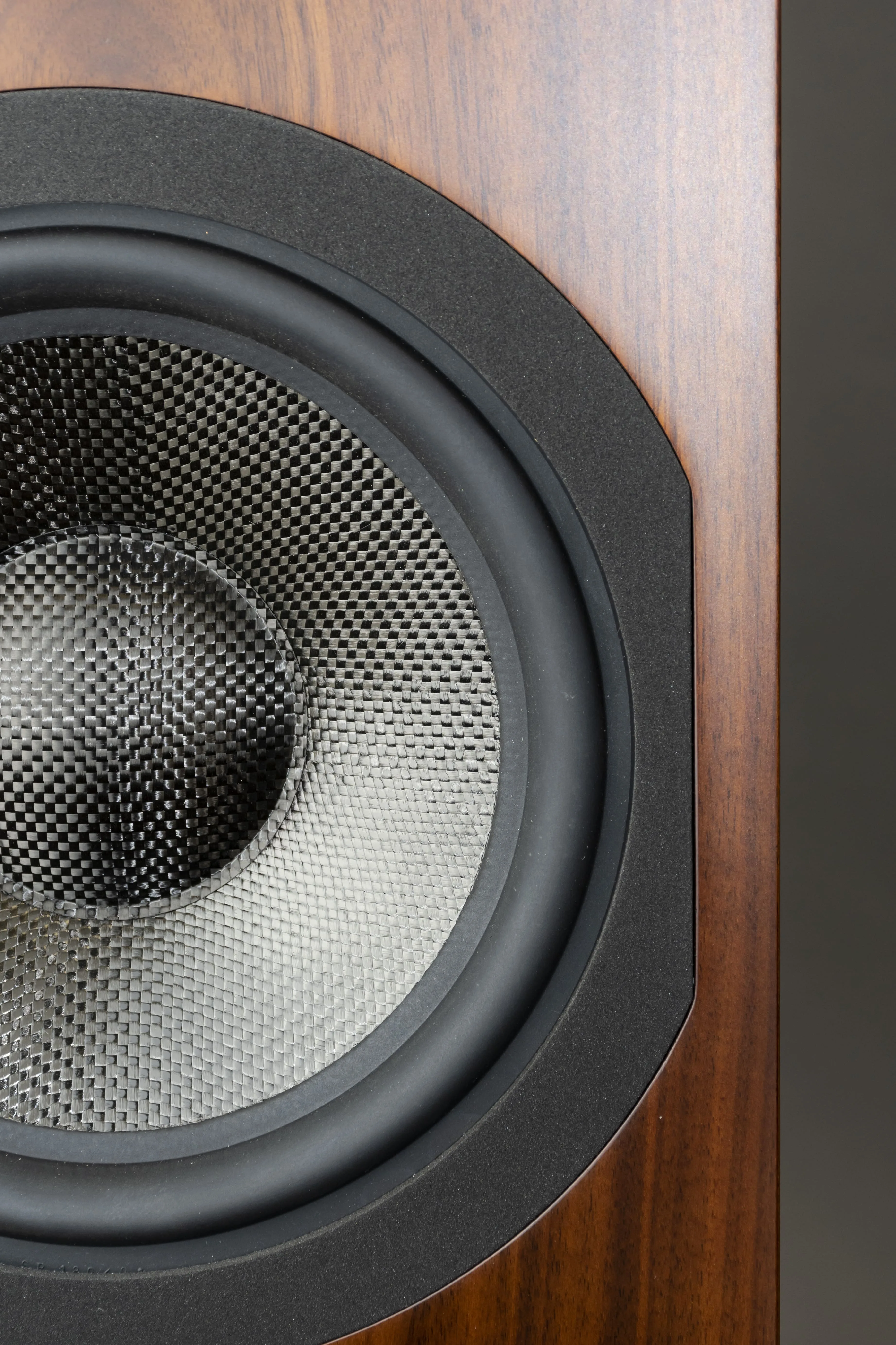 Davis Acoustics Courbet N°7 Noyer (la paire) Enceintes colonne