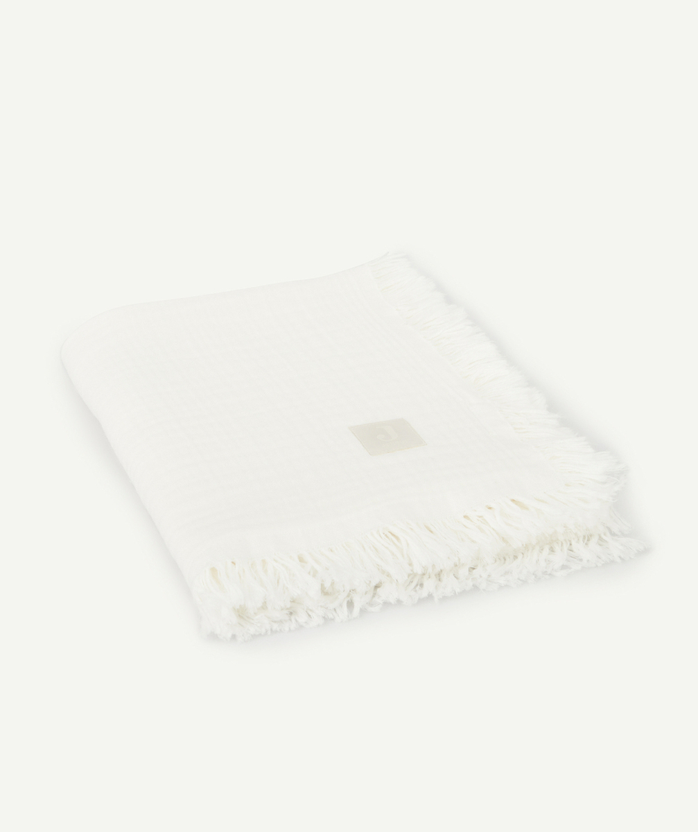 JOLLEINCOUVERTURE EN MOUSSELINE AVEC FRANGE BLANCHE 75X100 CM