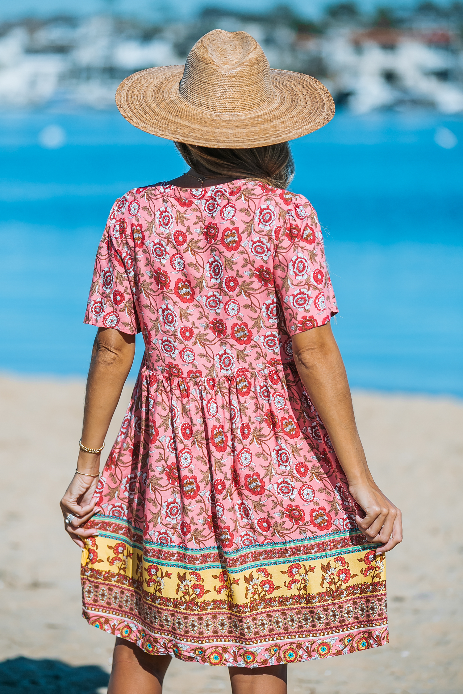 Robe mini avec col en V à fleurs boho