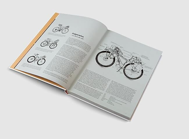 DEUX ANS A VELO