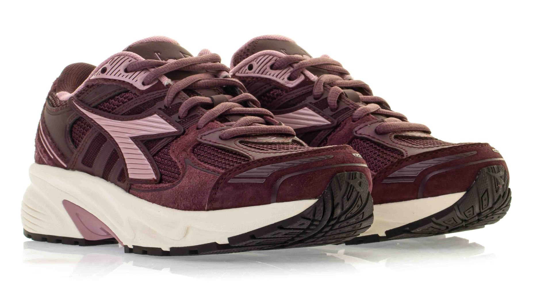 Diadora Mythos Star