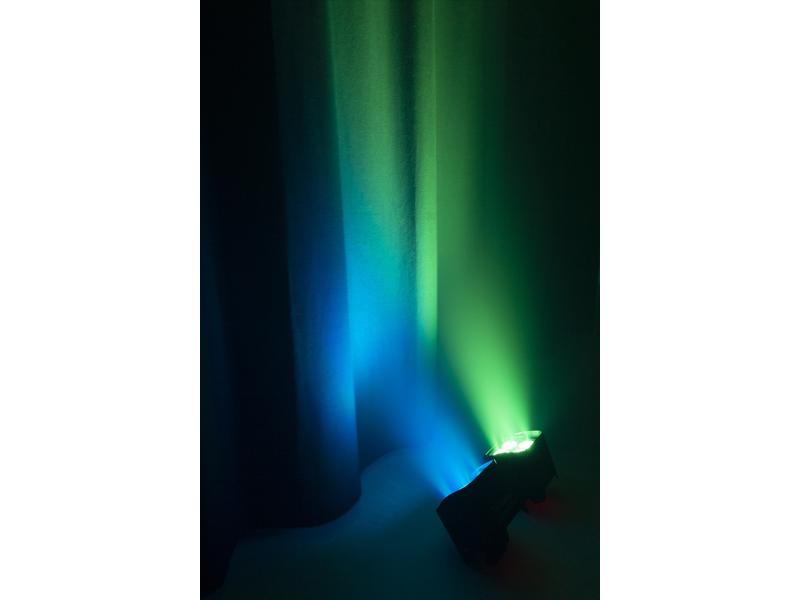 BeamZ Pro PAR-Bar BBP54 Akku Uplight Kompakter Battery Par, der sich ideal als Akzent- und Uplighting eignet