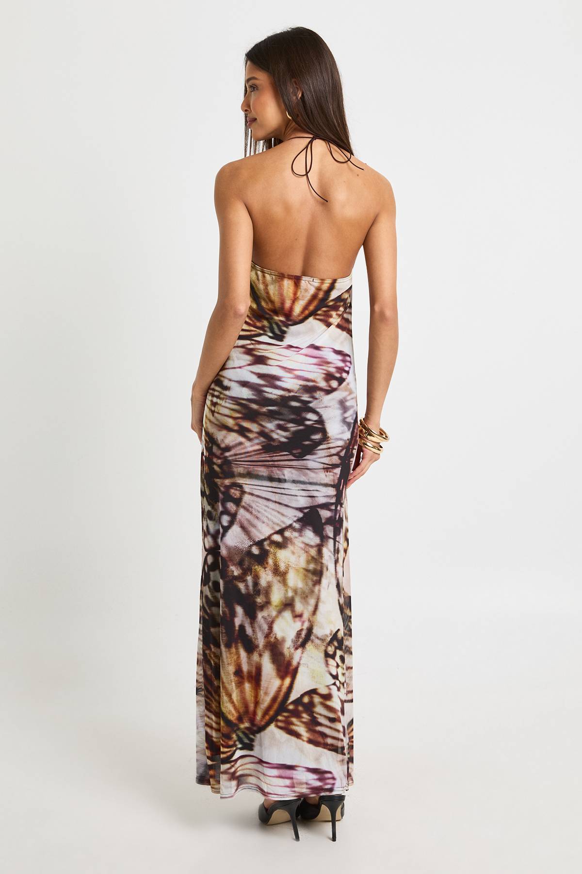 boohoo Robe maxi en maille abstraite à encolure drapée