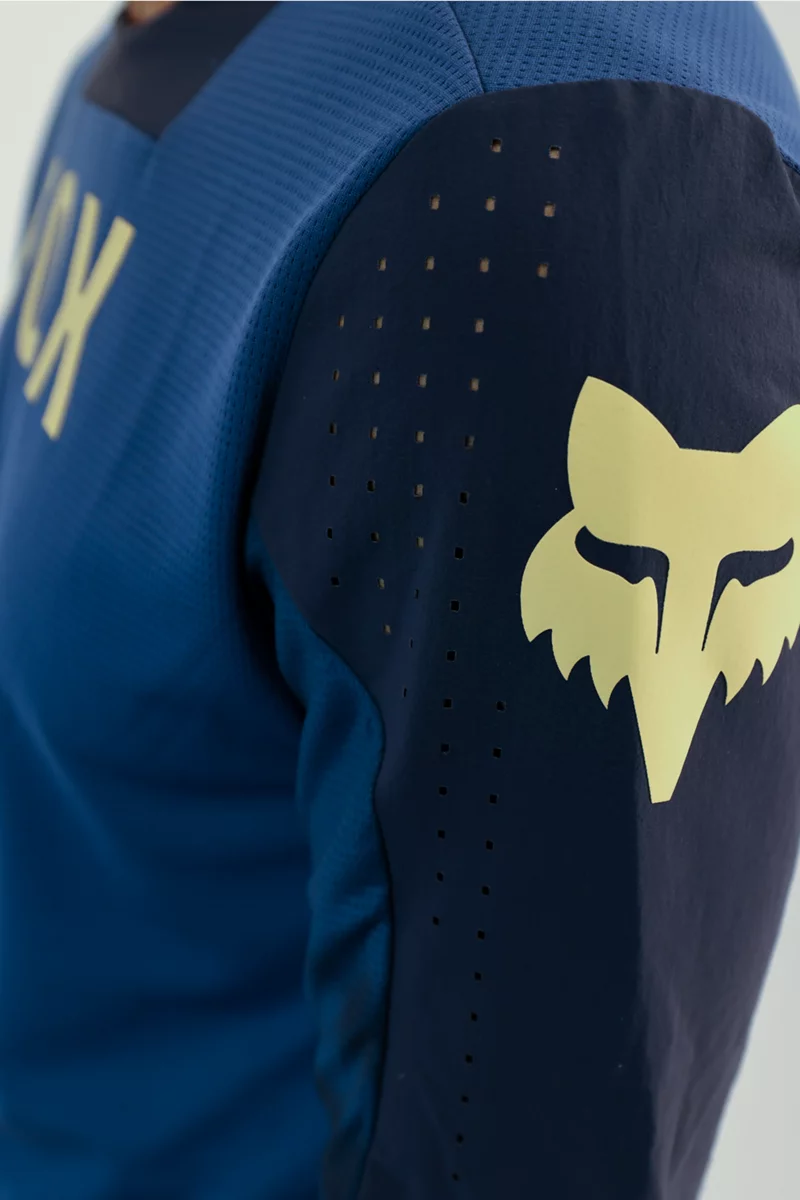 FOX Defend Taunt Herren Biketrikot