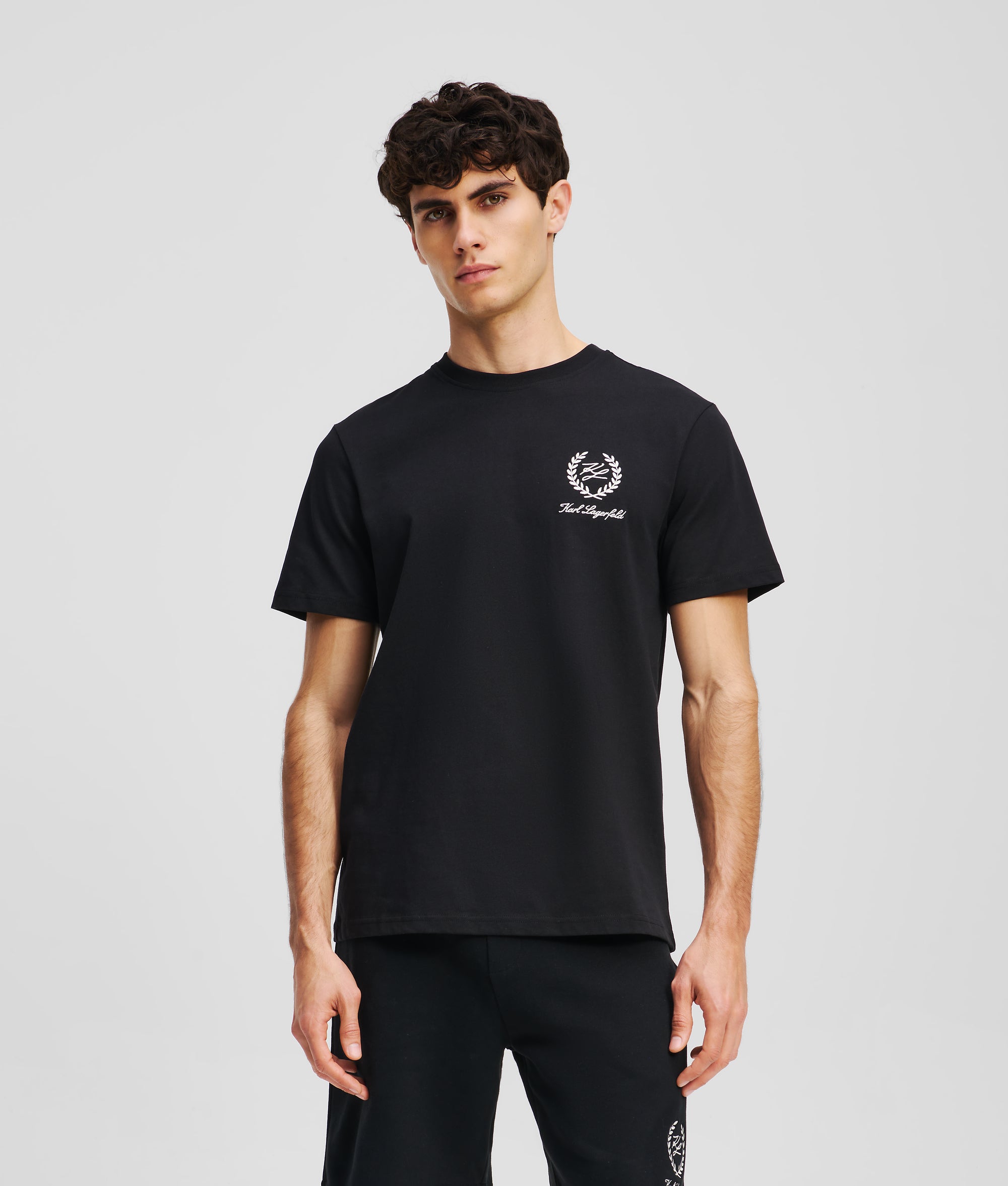 HOTEL KARL Loungewear T-shirt