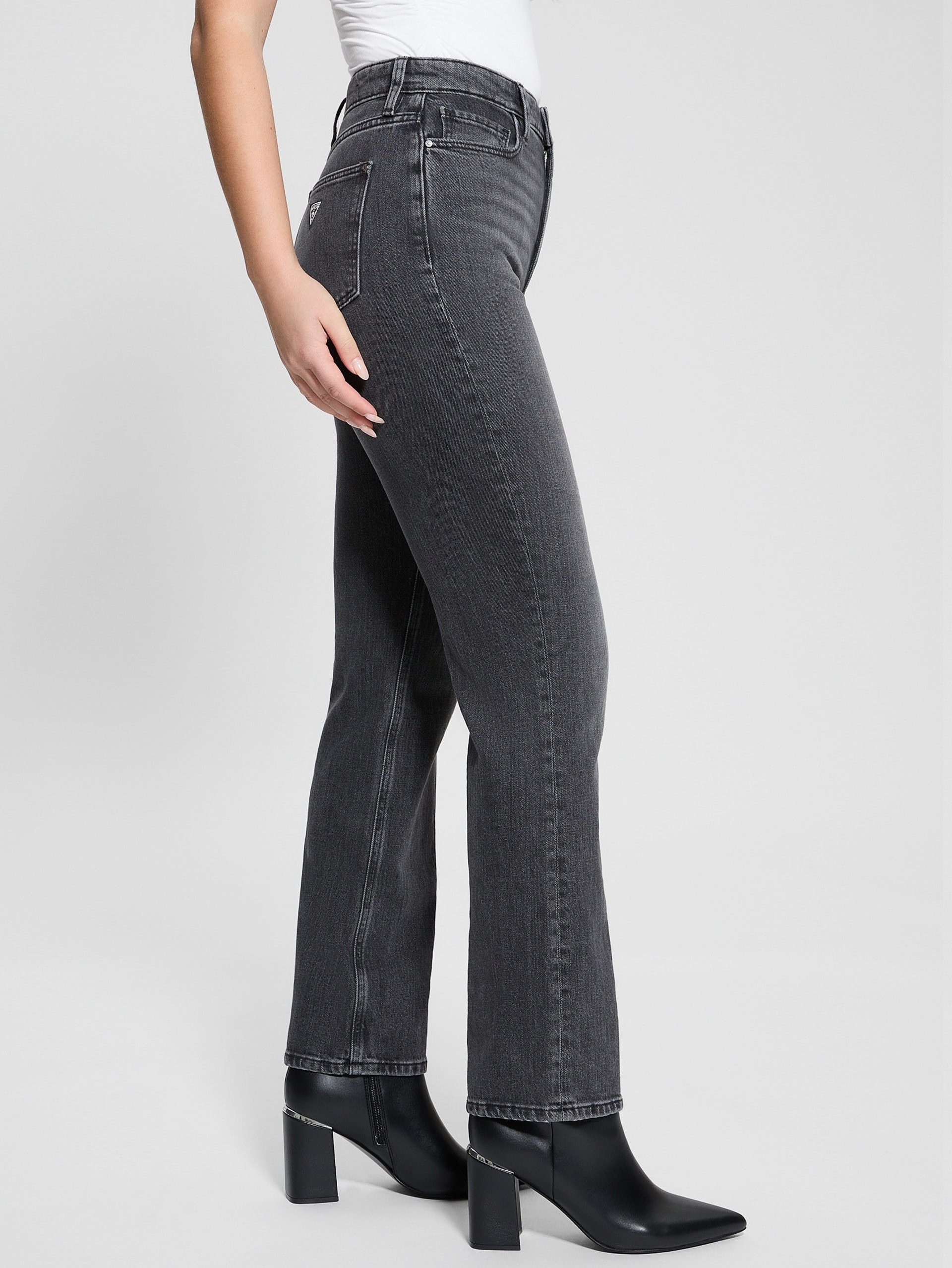 Calça jeans reta ecológica dos anos 80