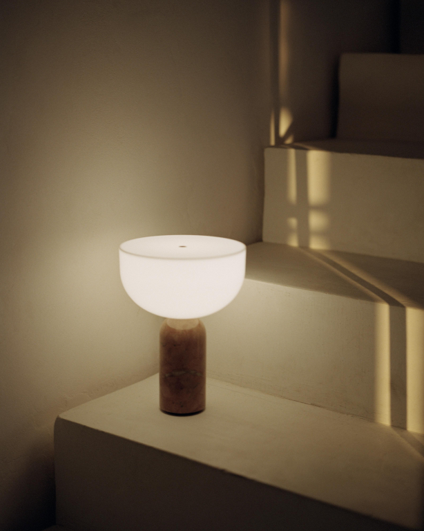 New Works Kizu tafellamp LED oplaadbaar Gris Du Marais