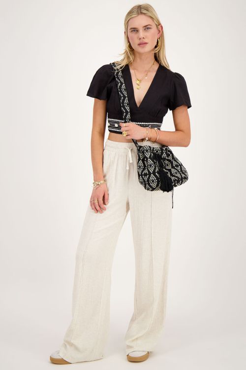 Zwarte linnen look top met schelpjes