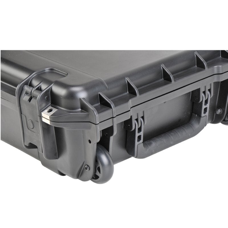 SKB iSeries 3614-6 waterdichte flightcase (leeg) 927x368x152