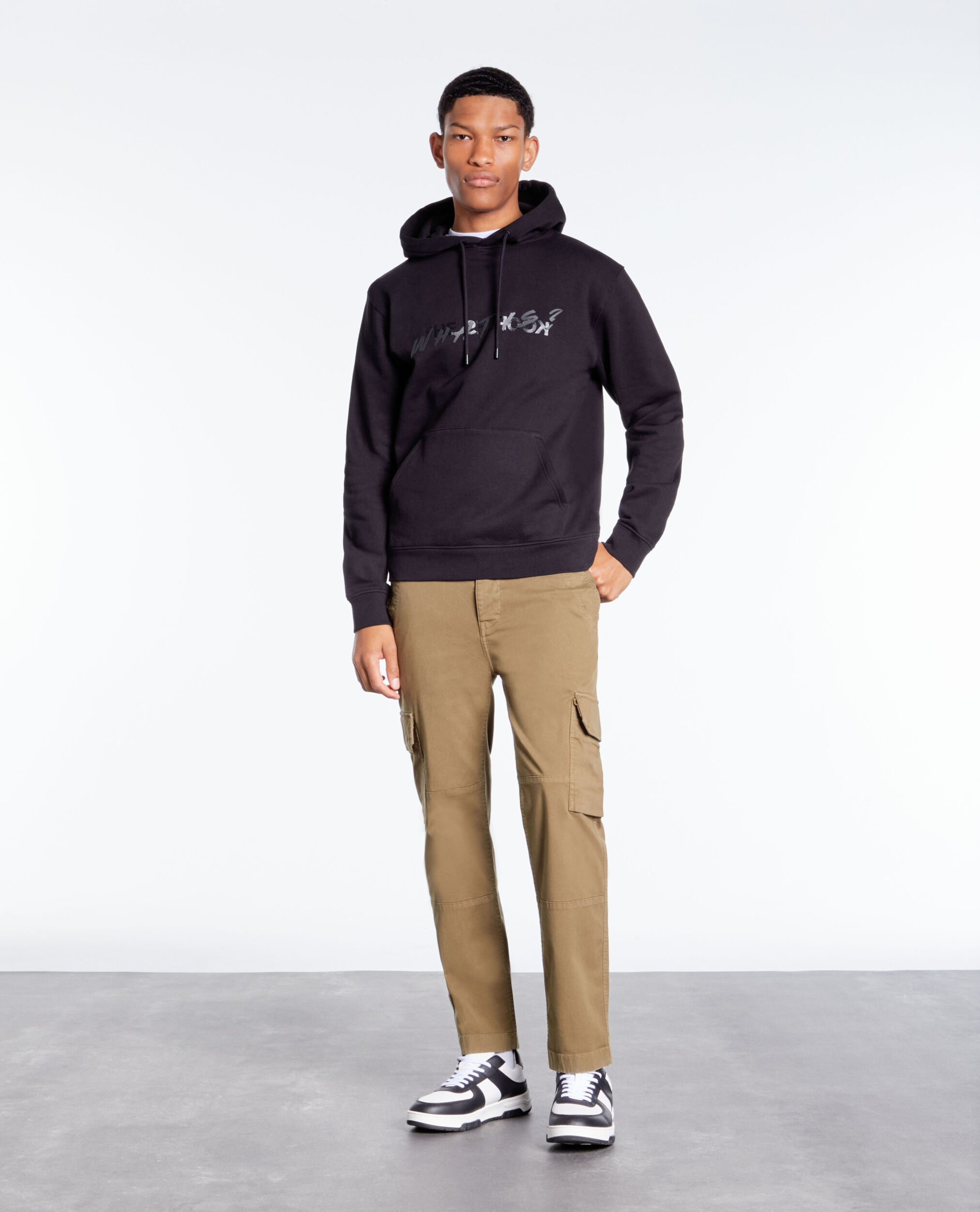 Sweatshirt à capuche What is noir