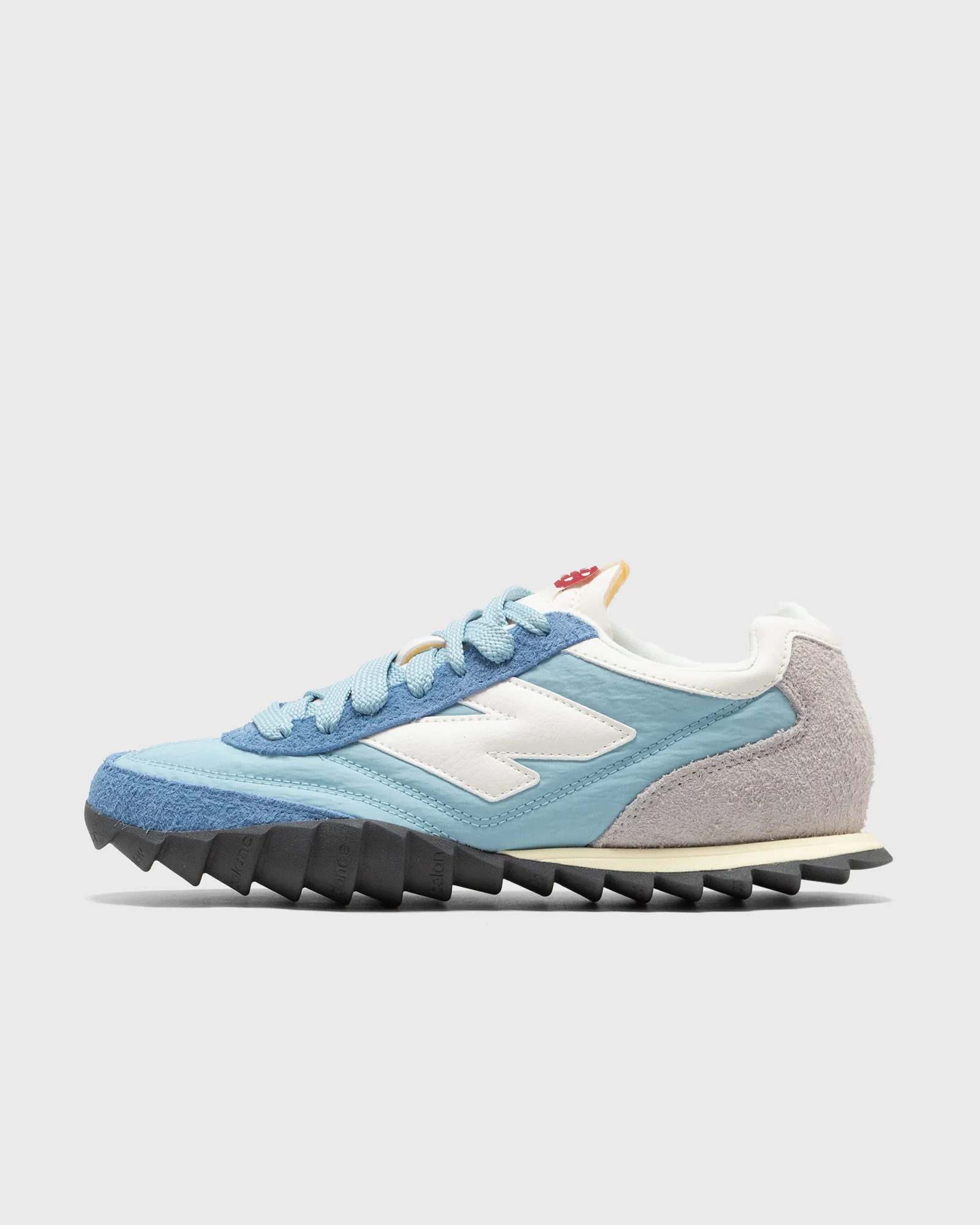 New Balance URC30V1