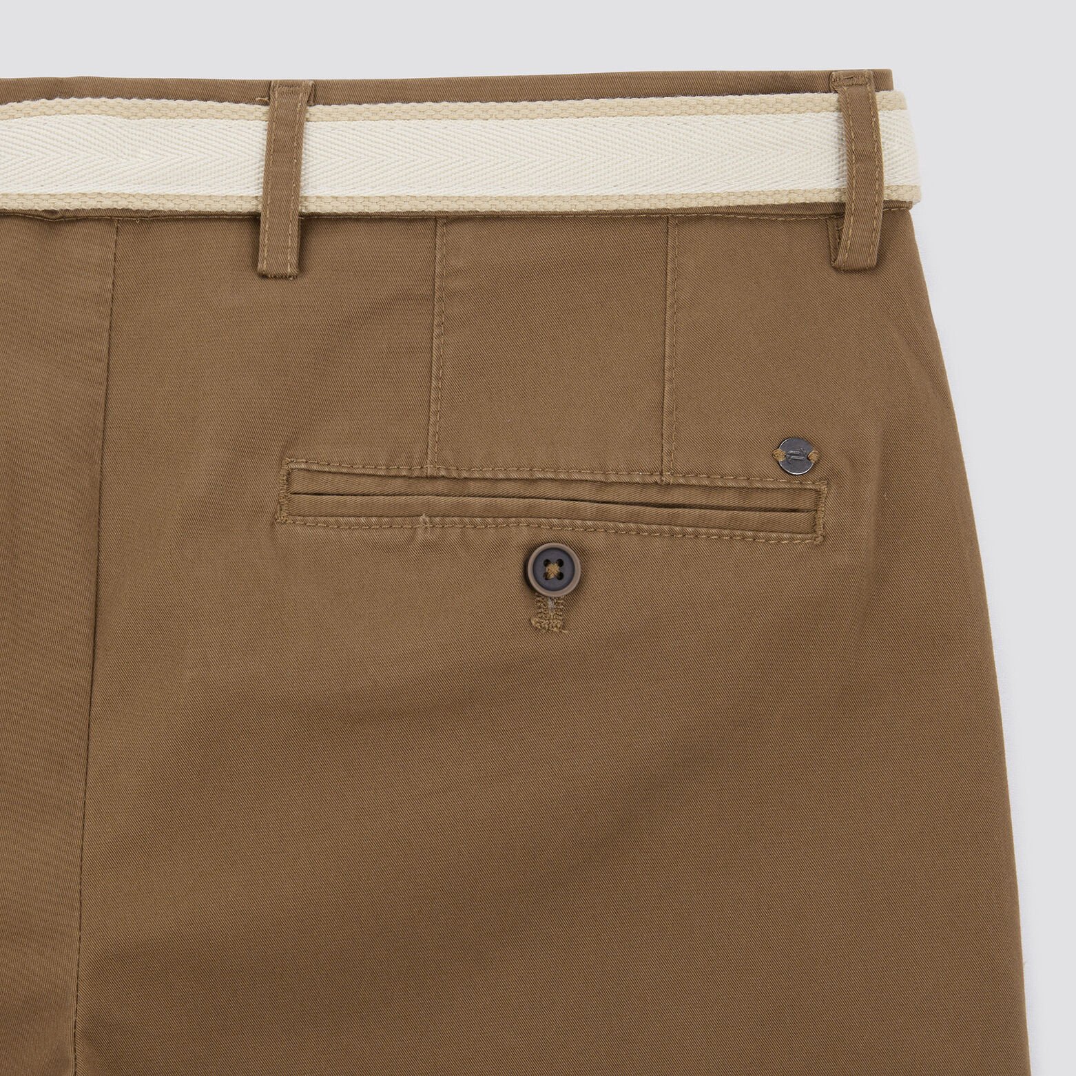 Bermuda chino uni avec ceinture Camel
