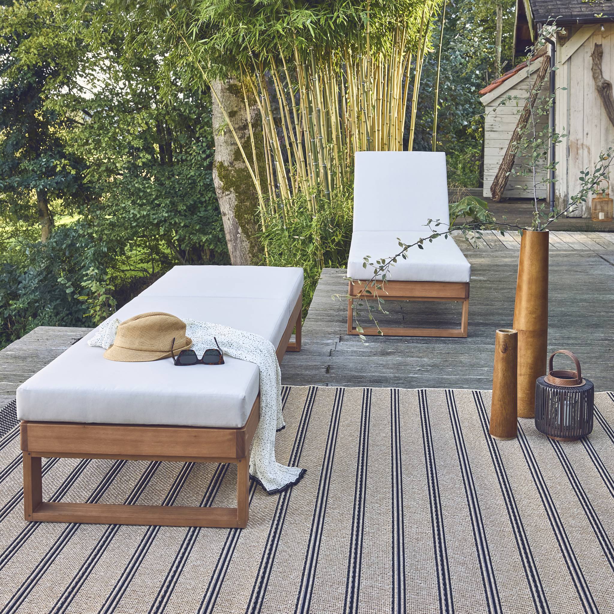sweeek - Ligbank in eucalyptus hout, multiposities (set van 2)