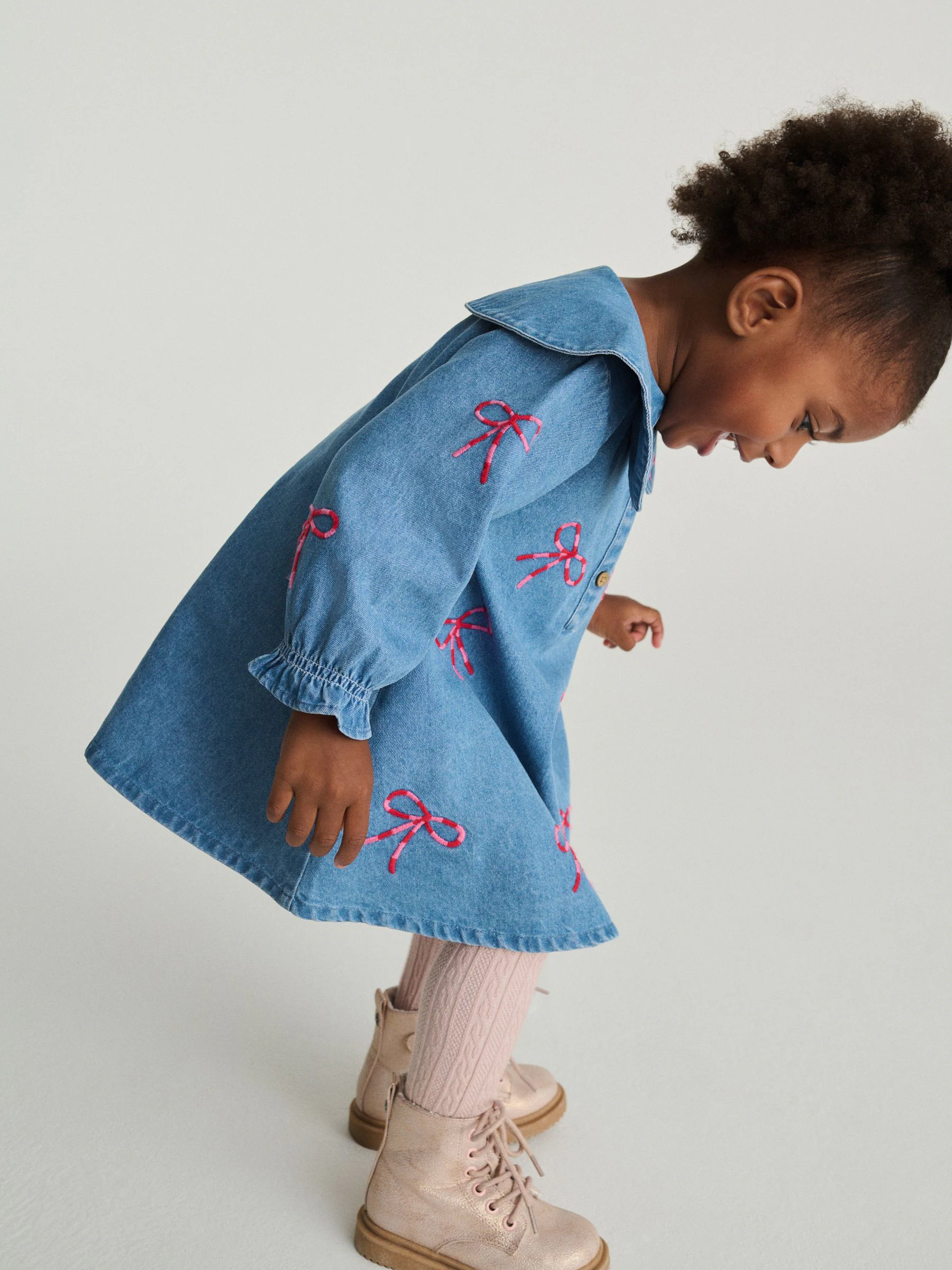 Bow Embroidered - Denim jurk met kraag (3mnd-8jr)