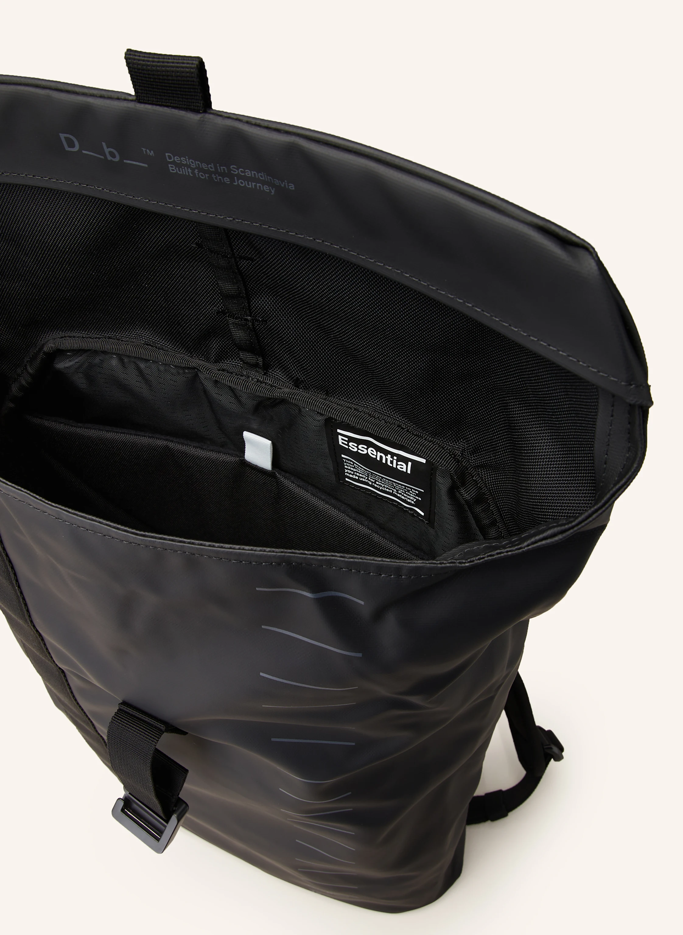 D_b_ Rucksack ESSENTIAL BACKPACK 12 l