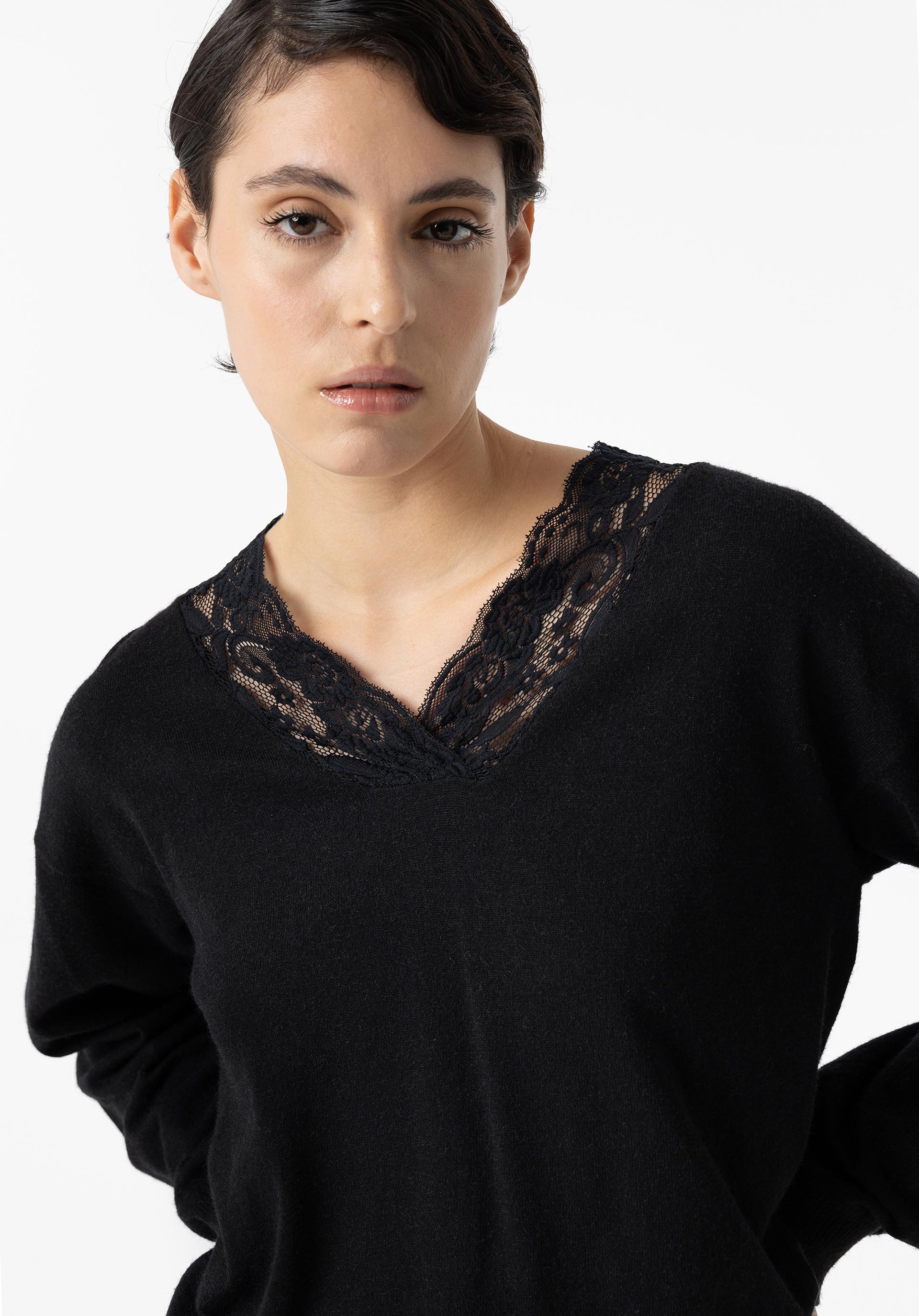 Camisola de Malha com Renda