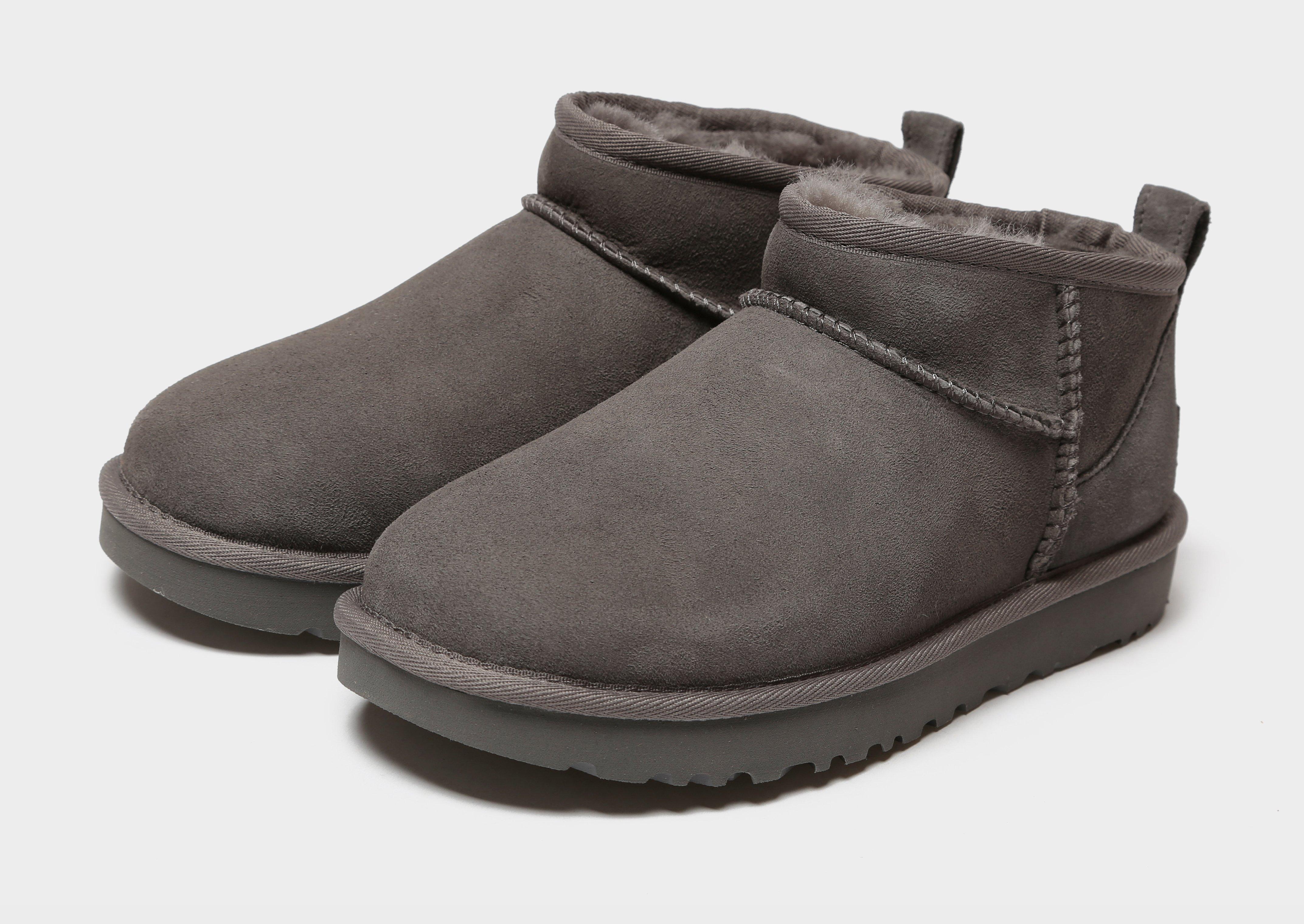 UGG Classic Ultra Mini Boots Femme