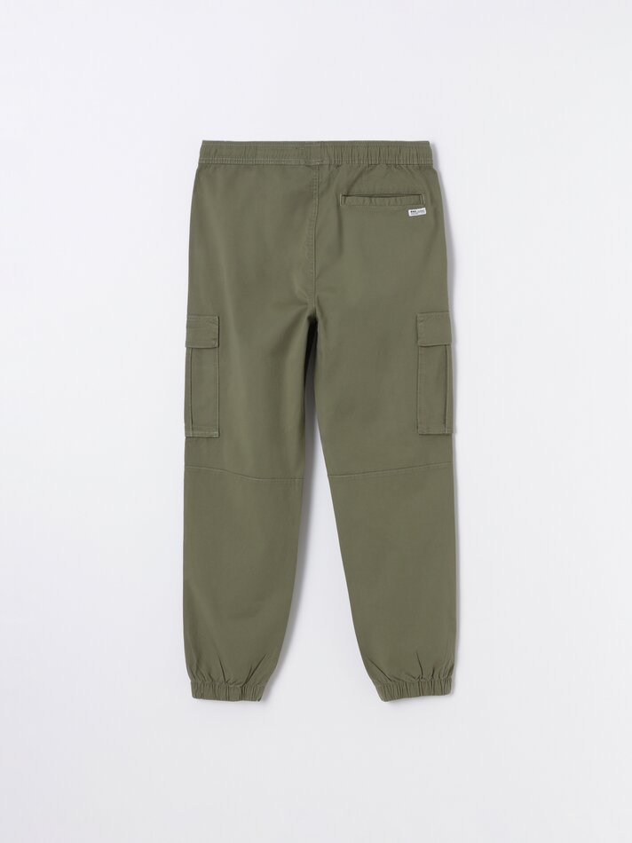 Calça jogger com bolsos - Verde