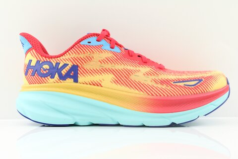 HOKA Clifton 9